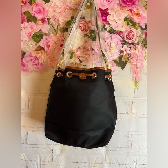 New Dooney & Bourke Nylon Wayfarer Hobo Bag in Black and Brown - Picture 6 of 11